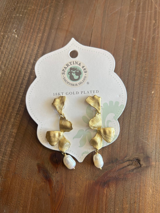 Ginko Leaf Dangle Earrings Pearl