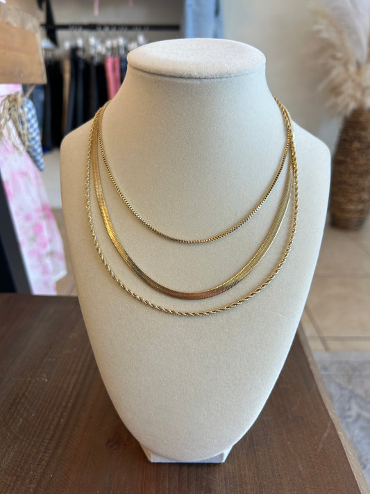 SP Folly Field Layered Necklace 18" Gold